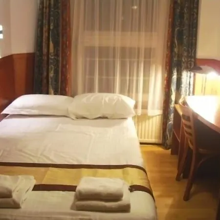 Continental Hotel *