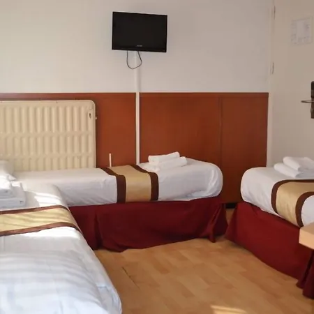 Continental Hotel *