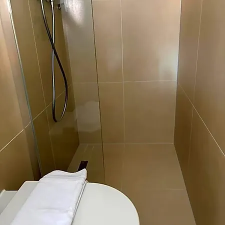 Szálloda Continental 2*